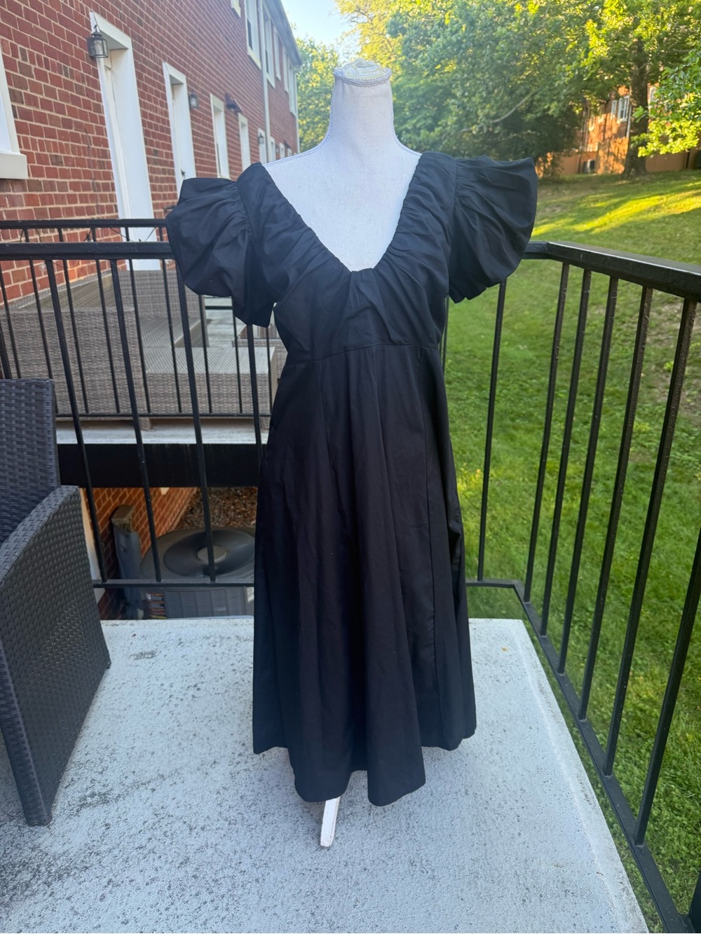Abercrombie & Fitch Puff Sleeve Plunge Midi Dress Size Large